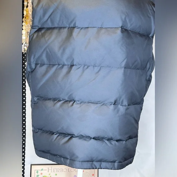 NWOT Michael Kors Black Puffer Vest Size Large - Picture 9 of 14